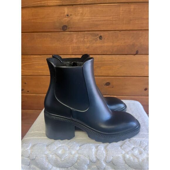 INC International Concepts Women Block Heel Chelsea Boot Eadin Size 9 Black NWO - Picture 2 of 7
